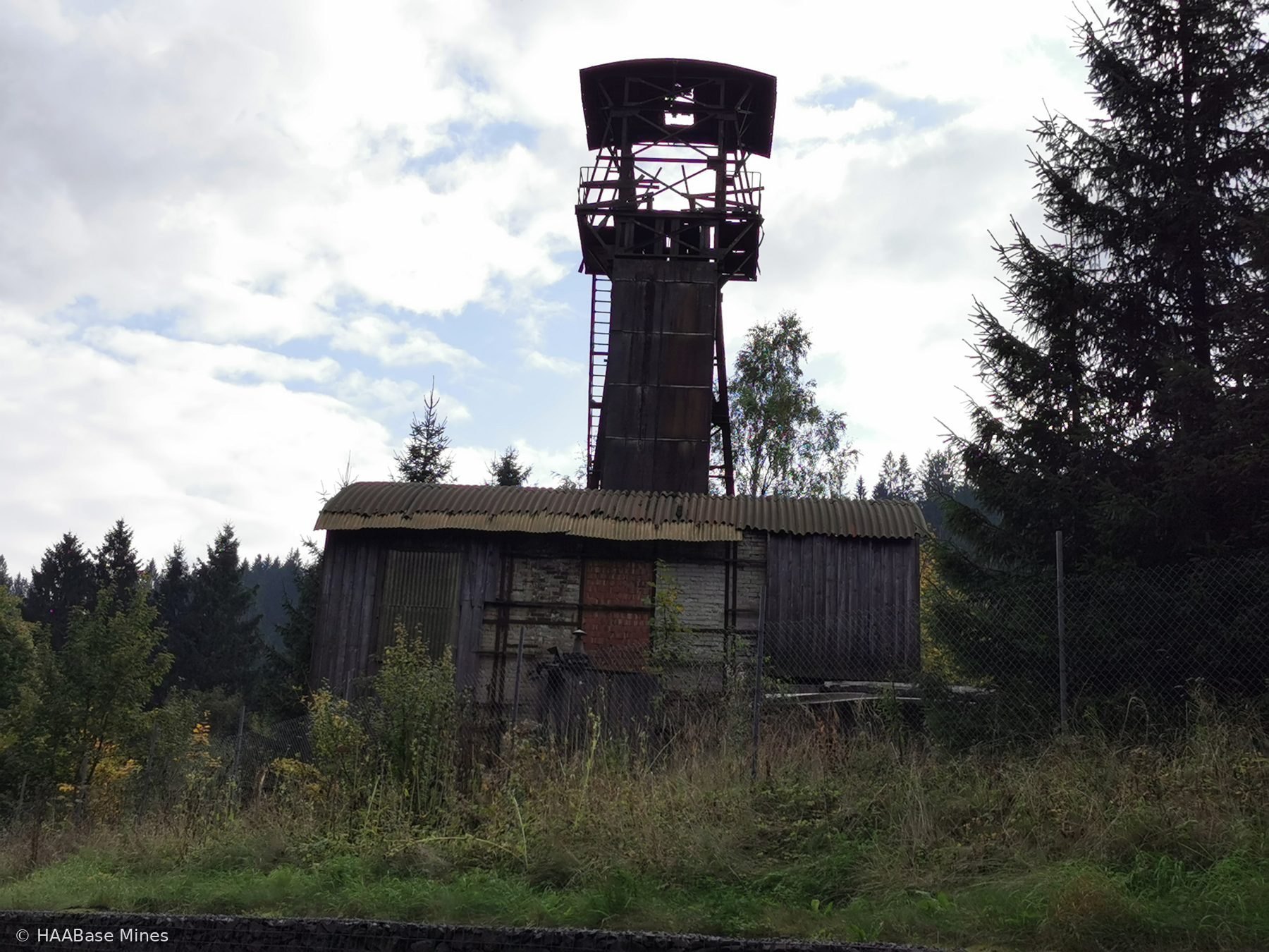 Erzbergwerk Grund — Schacht Meding mine headframe or winding tower site