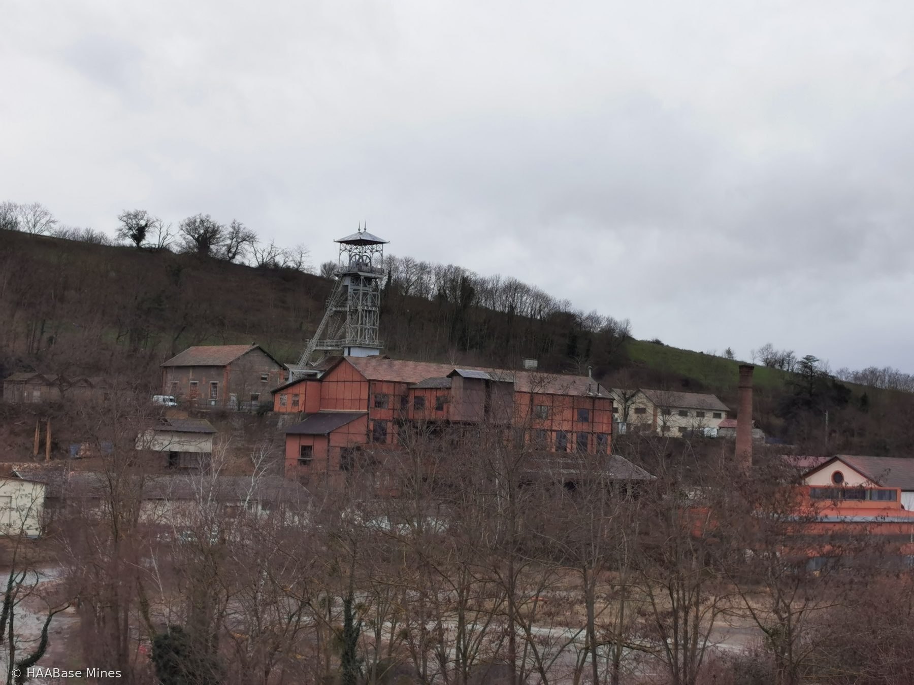 Mines de Sain-Bel — Puits Perret mine headframe or winding tower site