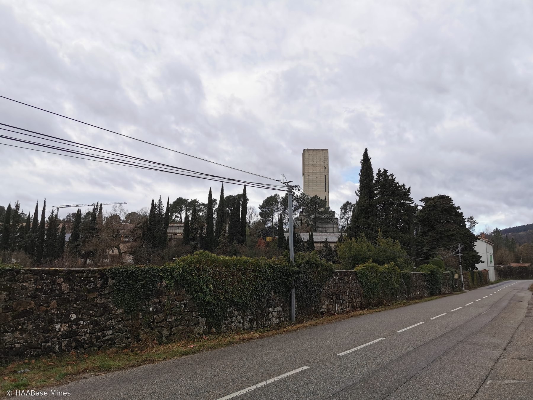 Mine de Montredon — Puits de Montredon mine headframe or winding tower site