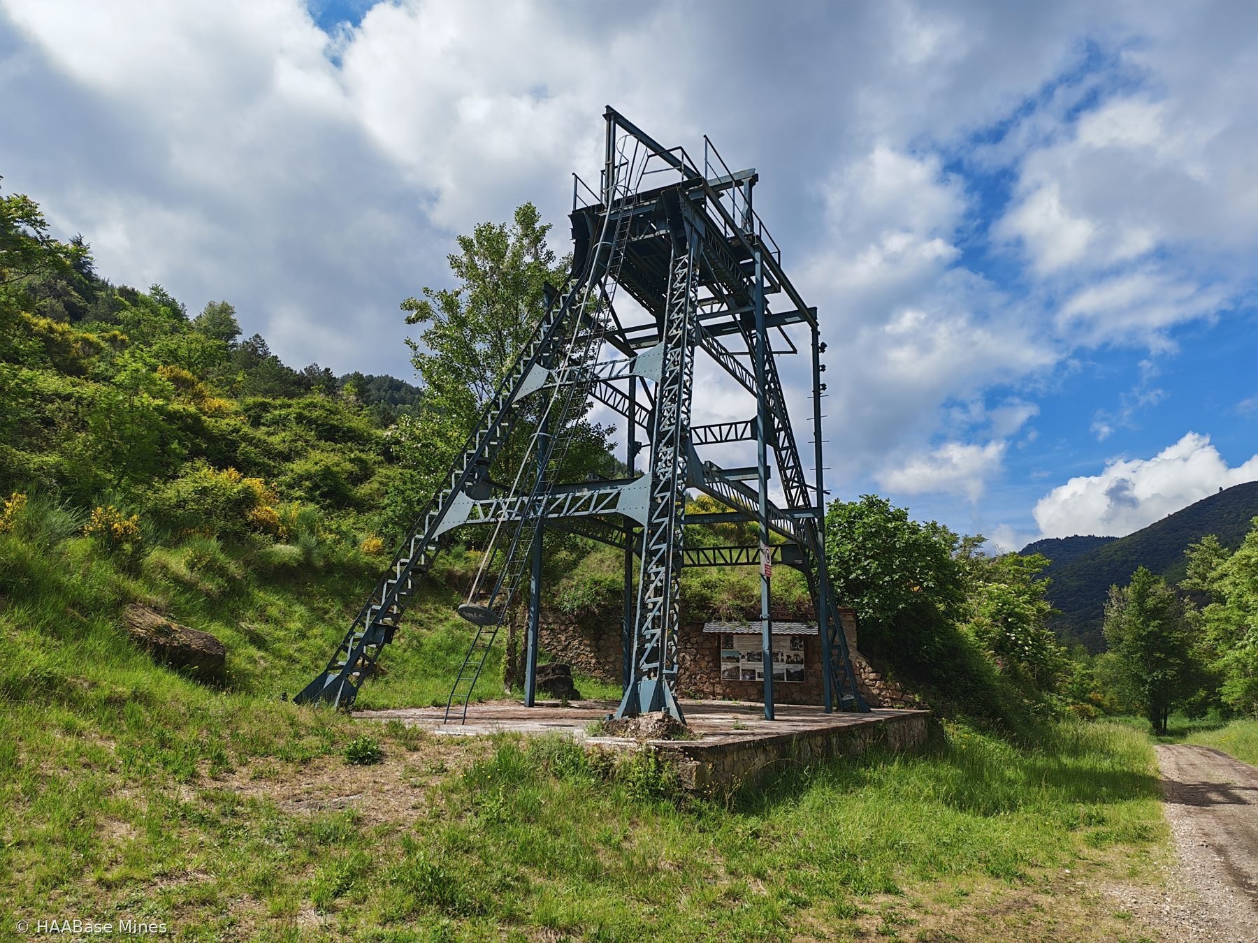 Mines de Camplong — Puits Durand mine headframe or winding tower site