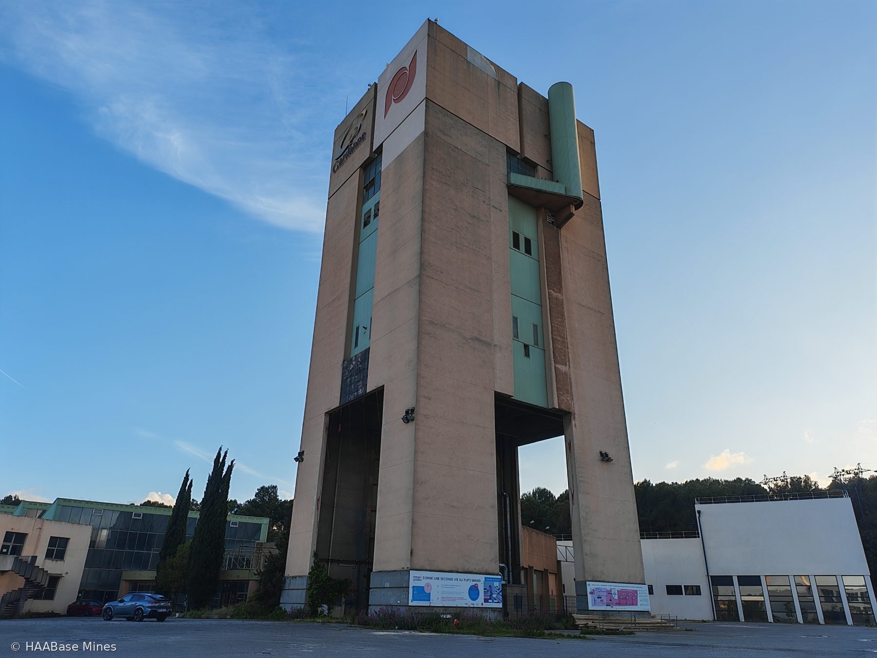Mines de Gardanne — Puits Yvon Morandat mine headframe or winding tower site