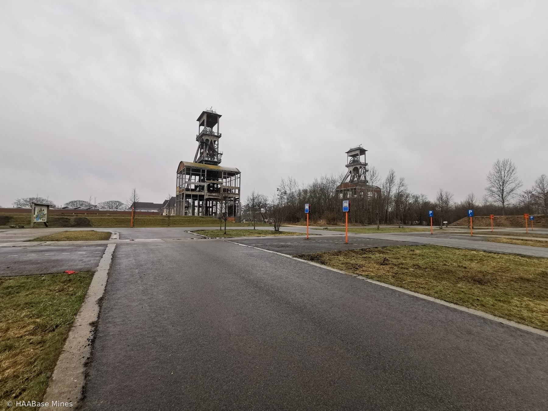 Steenkoolmijn van Eisden mine headframe or winding tower site